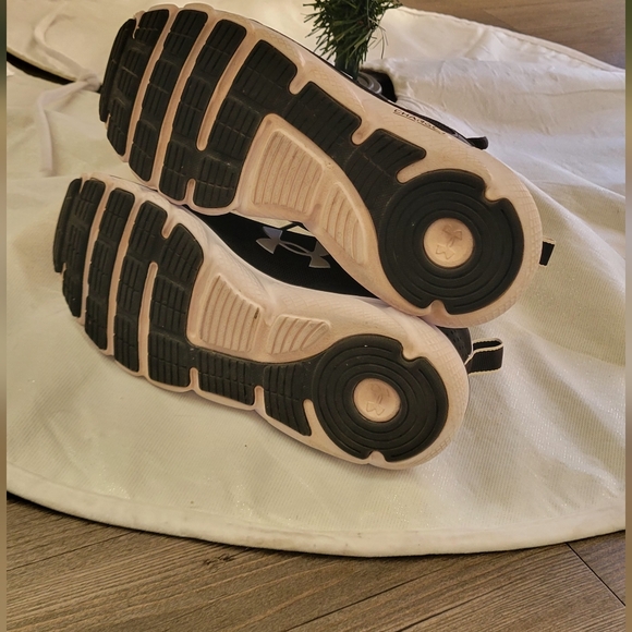 Under Armor Charged Assert - Picture 3 of 3